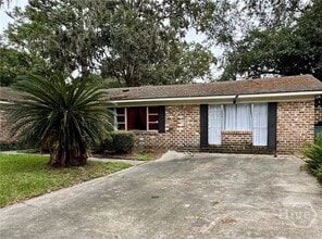 Building Photo - 12439 Largo Dr