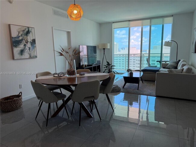 Foto del edificio - 951 Brickell Ave