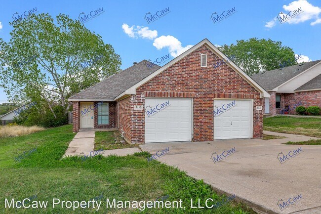 Building Photo - 3 br, 2 bath House - 3113 Karen St.