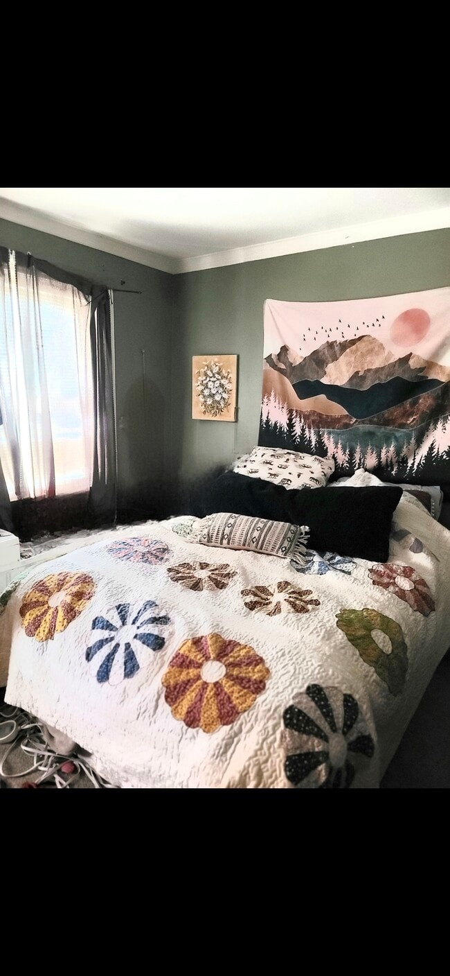 Building Photo - 2409 N Broom St