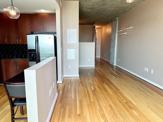 Foto del edificio - 361 17th St NW