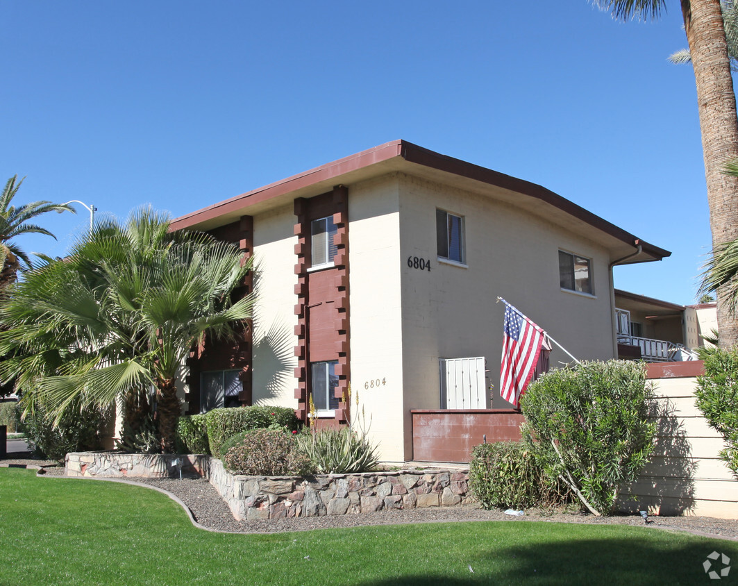 Building Photo - Scottsdale Condominiums