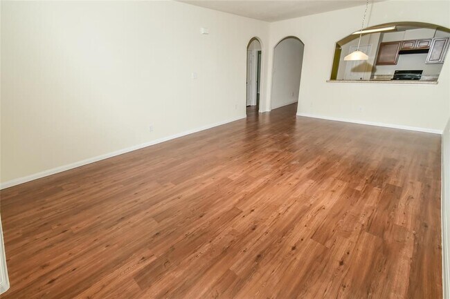 Foto del edificio - 6018 Sugar Field Ln