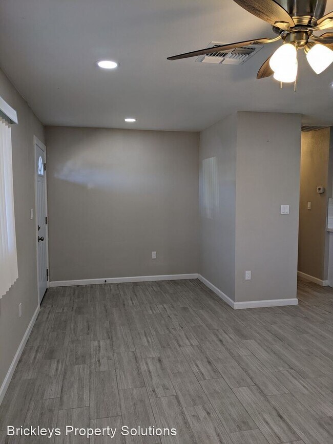 Building Photo - 3 br, 3 bath House - 2929 S Albert Ave.