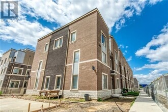 Building Photo - 31 Almond Blossom Mews