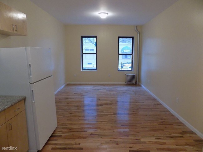 Foto del edificio - 570 W 190th St