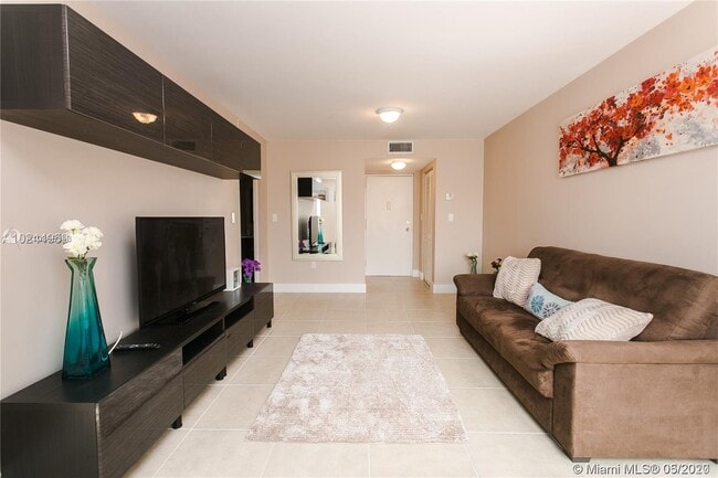 Building Photo - 250  180th Dr 455 Sunny Isles Beach Fl 33160