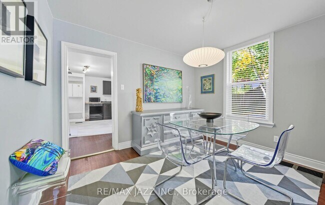 Photo du bâtiment - 67 Cumberland St