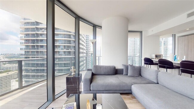 Foto del edificio - 801 S Miami Ave