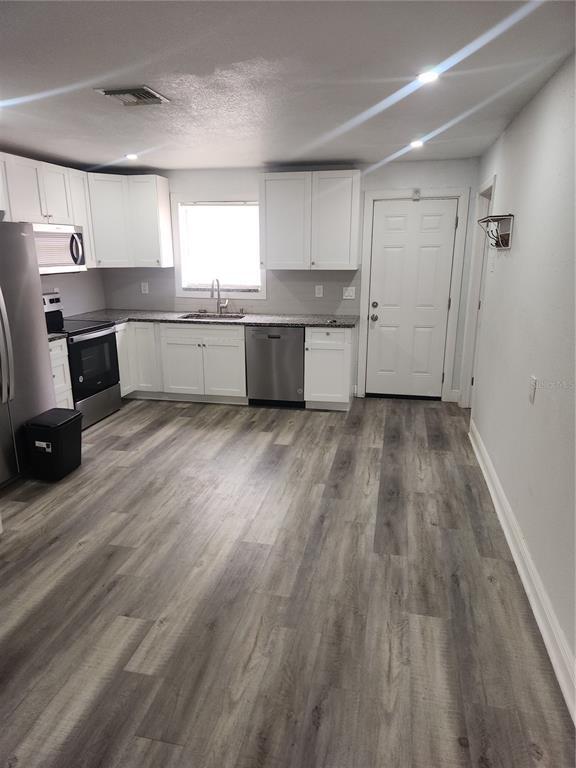 Foto del edificio - 9219 N 28th St