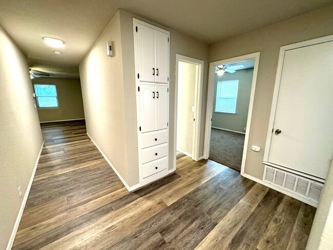Building Photo - Newly Remodeled Brick Home 3/2 Two Car Garage