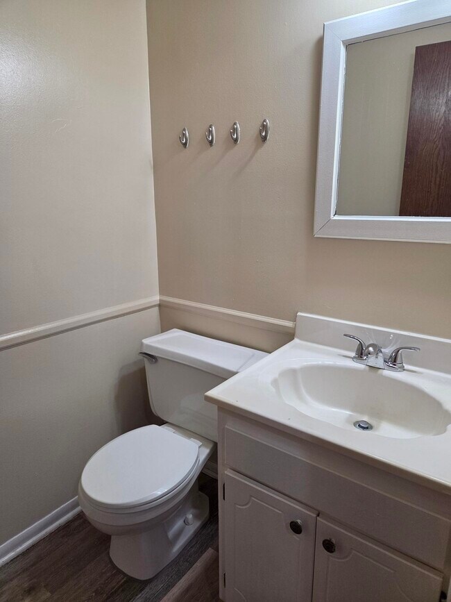 Foto del edificio - 2820 67th Ln N