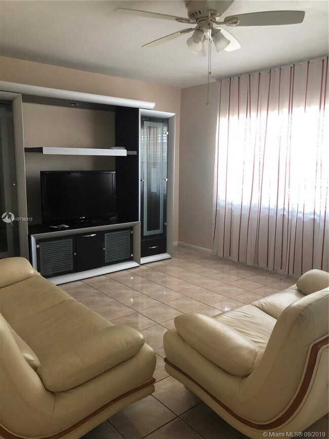 Foto del edificio - 1050 Atlantic Shores Blvd