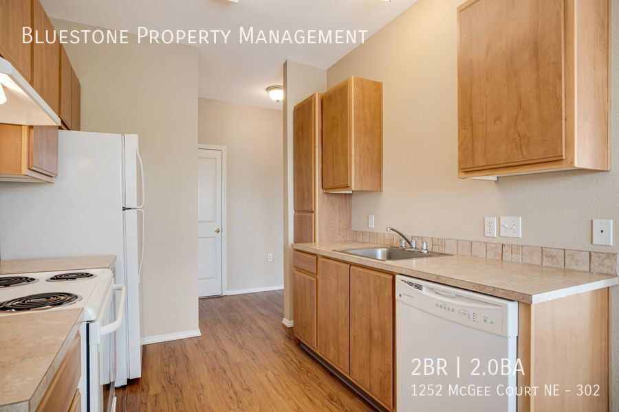 Foto principal - Two-Bedroom Apartment at Hawk's Point --Av...