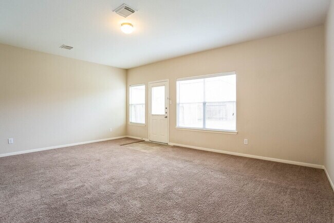 Foto del edificio - 2723 Durham Chase Ln