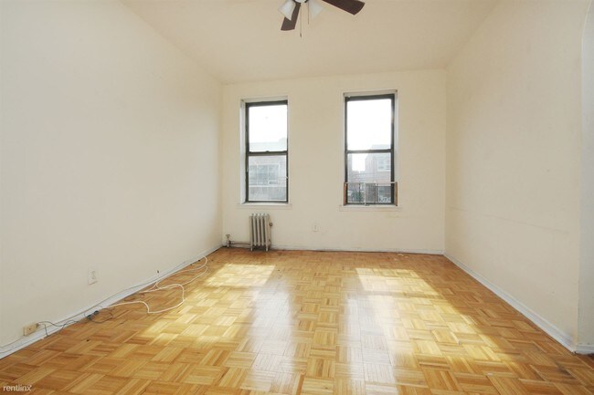 Building Photo - 1 br, 1 bath  - 4213 28th Ave D2