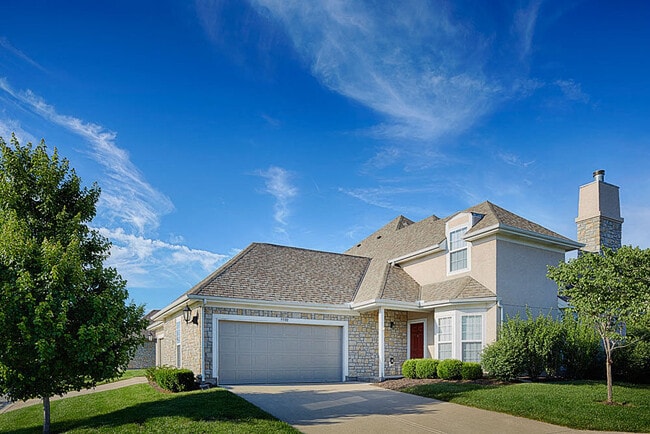 Building Photo - Jefferson Pointe