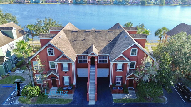Foto del edificio - 9126 Lake Chase Island Way