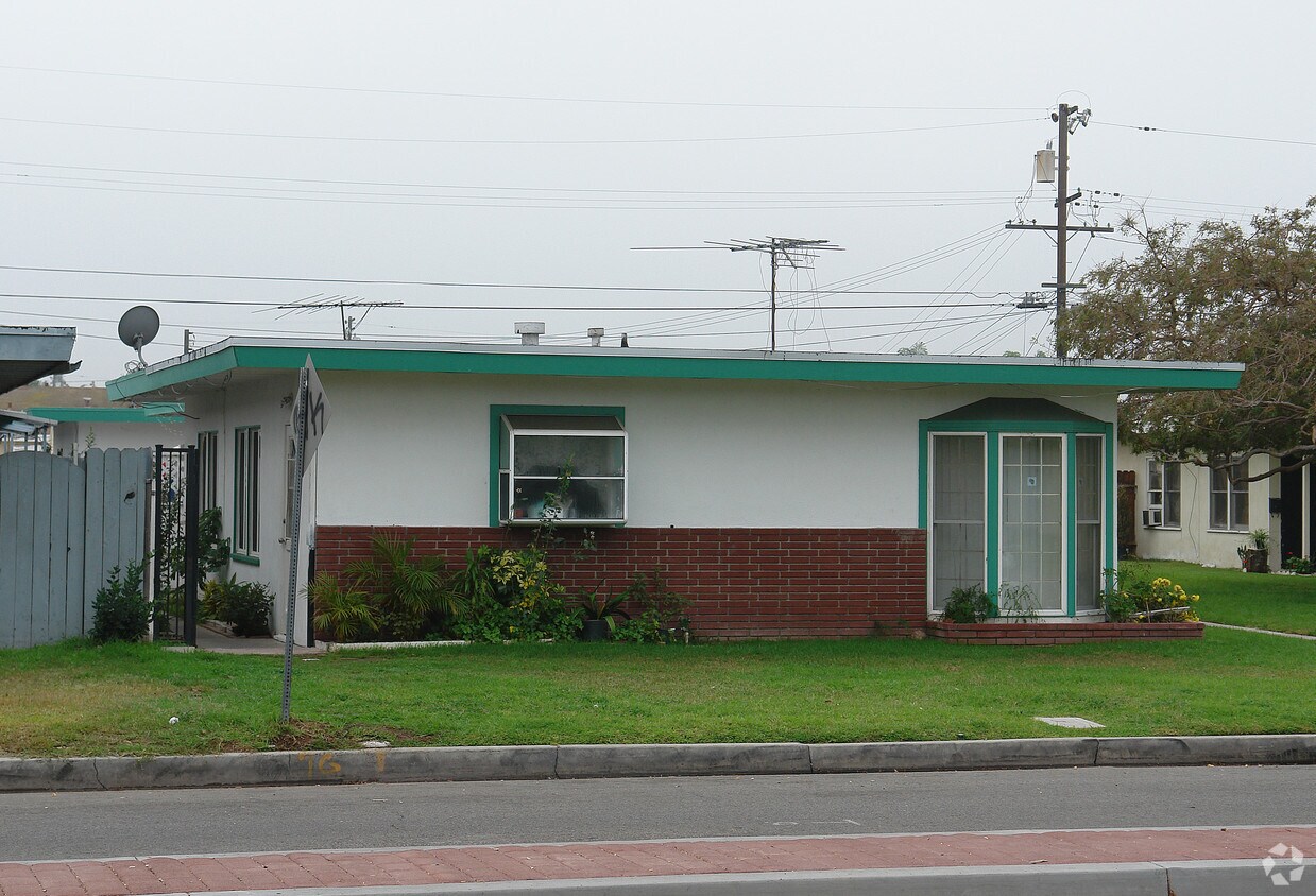 Foto del edificio - 9772 Belfast Dr