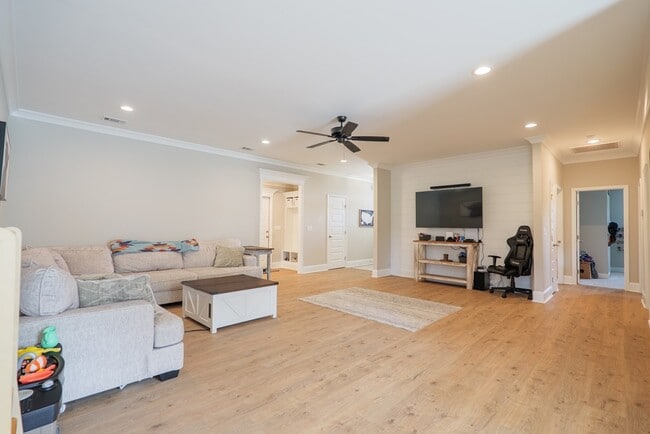 Foto del edificio - 81 Gatling Way