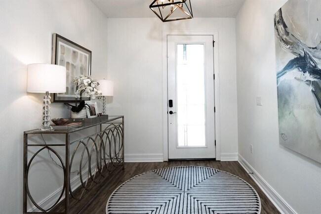Foto del edificio - 10704 Whitland Grove Dr