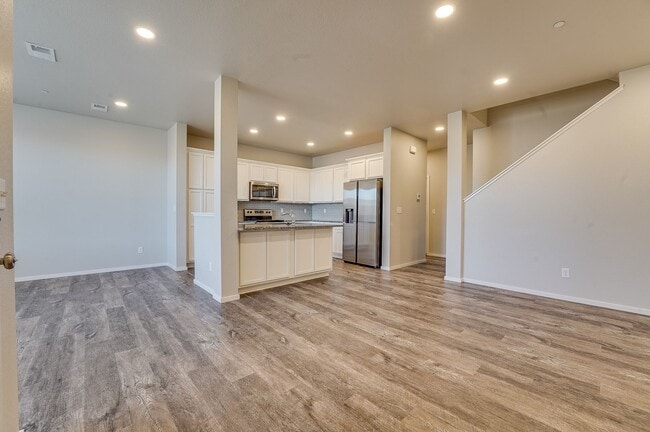 Building Photo - 3 bed, 2.5 bath Townhome in Mosaic Neighbo...