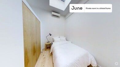 Building Photo - Private bedroom in 6 bed/2 bath Home