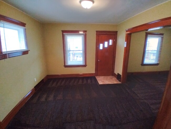 Building Photo - 7212 Rathbun Ave