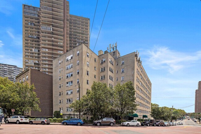 Foto del edificio - 6010 JFK Blvd E