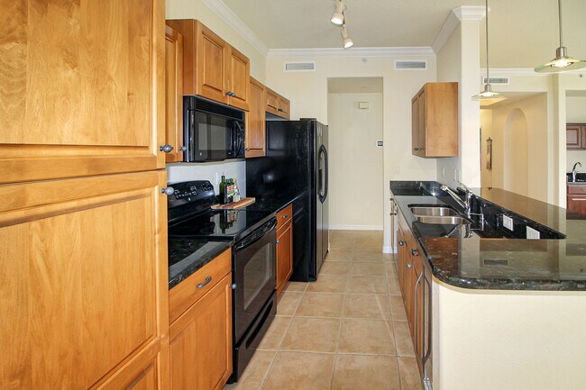 Foto del edificio - San Lino Annual Condo for Rent