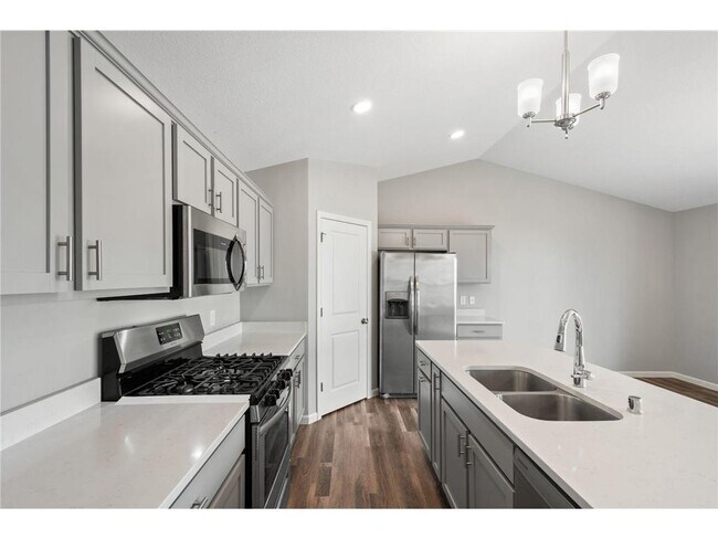 Foto del edificio - 9269 27th St NE