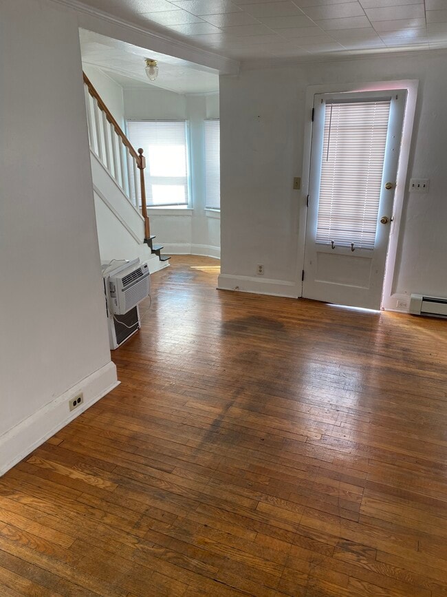Living room - 23 Webster St