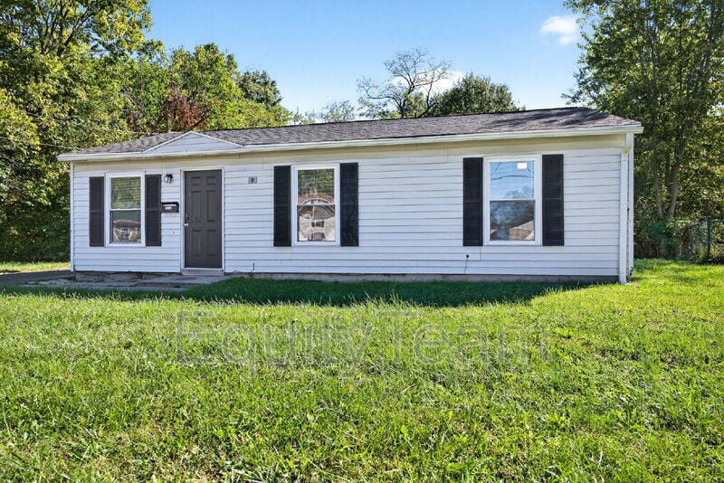 Foto principal - 10032 Regency Ct