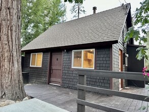 Building Photo - 25165 Cedar St