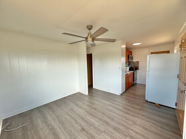 Building Photo - 357 Hilu Pl