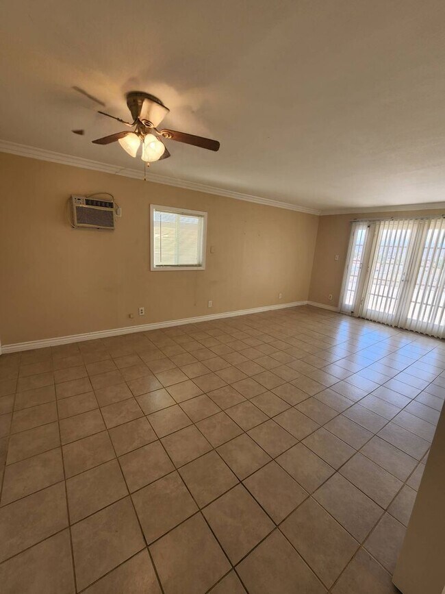 Foto del edificio - 5903 Bagley Ave