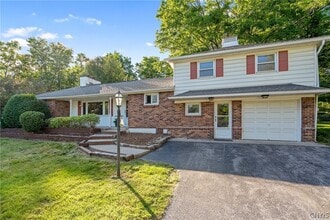 Building Photo - 6555 Woodchuck Hill Rd
