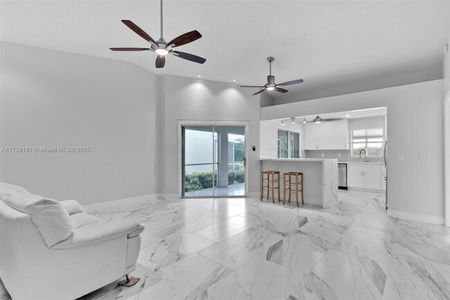 Foto del edificio - 710 SE 22nd Ln