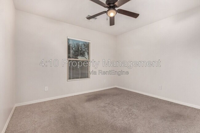 Building Photo - 142 W Impala Dr