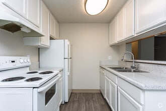 Interior Photo - The Monroe