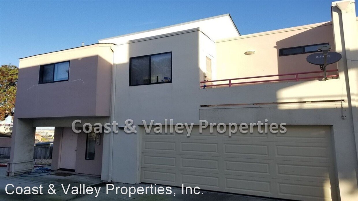 10011031 Amador Ave, Seaside, CA 93955 Apartment for Rent in Seaside