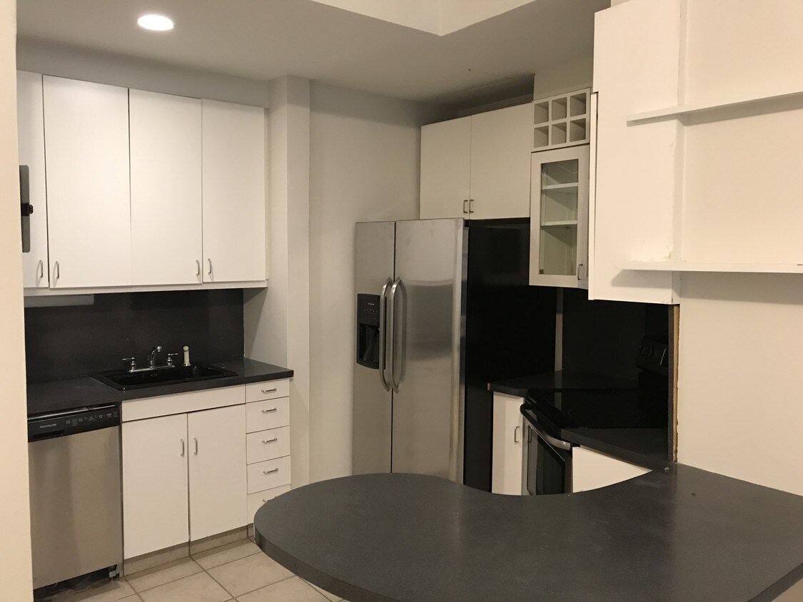 271 Dartmouth St, Boston, MA 02116 Apartments in Boston, MA