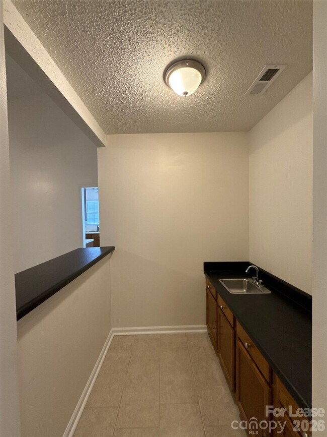 Building Photo - 13500 Stephendale Dr