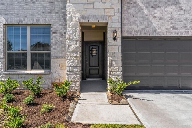 Building Photo - 14377 Cedar Shadow Dr