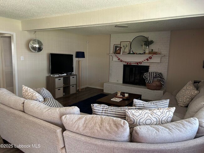 Foto del edificio - 4809 8th St