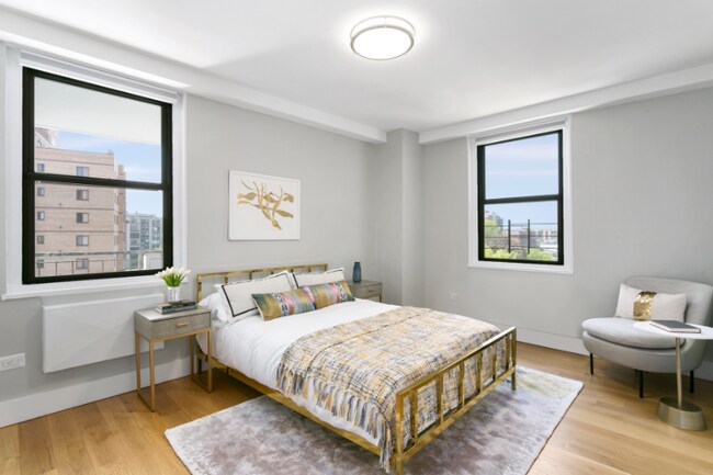 Foto del edificio - 98-20-9862 62nd Dr