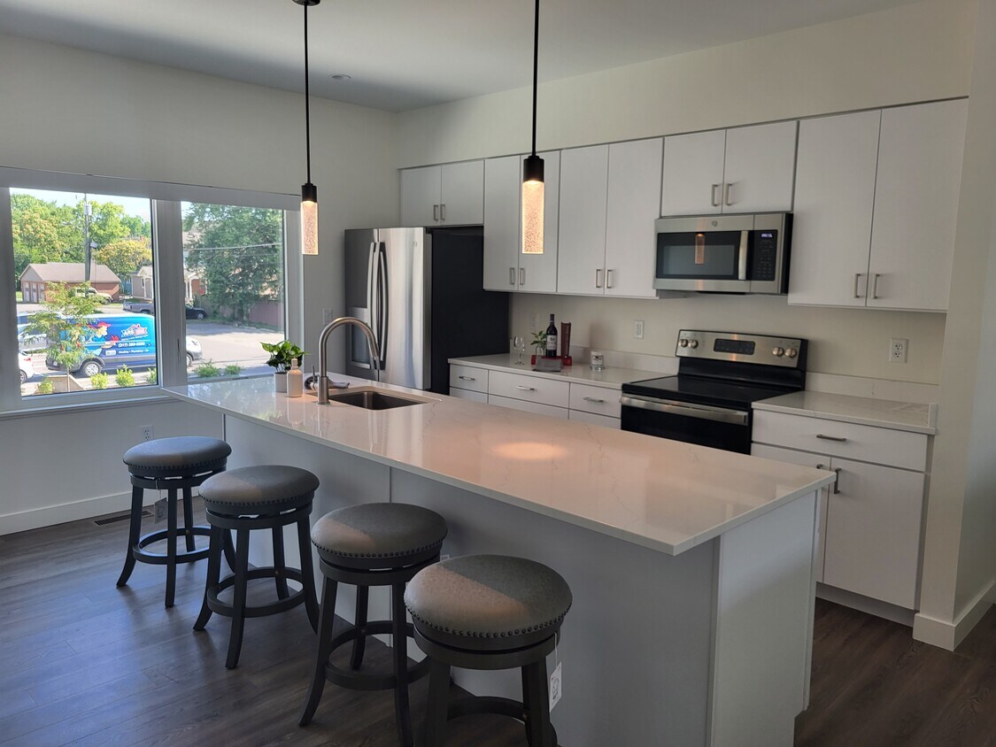 Foto principal - 822 7th St