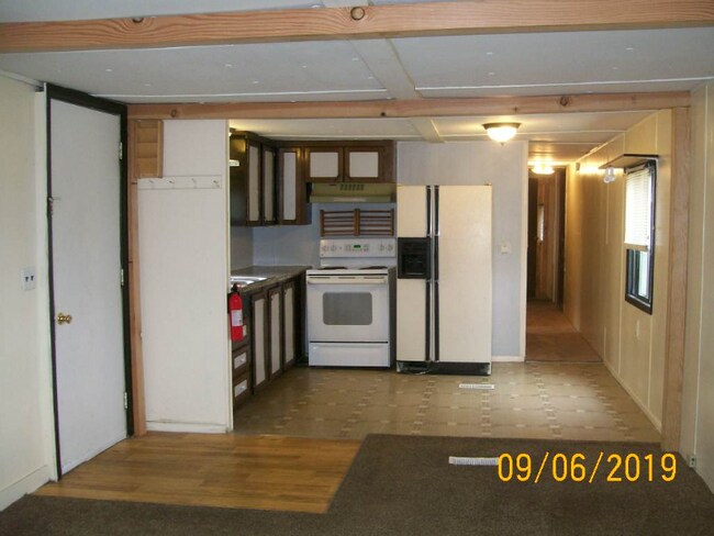 Building Photo - 3098 Springhill Rd