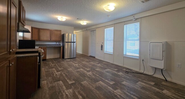 Foto del edificio - 3/2 MOBILE HOME IN COMMANDER'S PALACE - FRENSHIP ISD