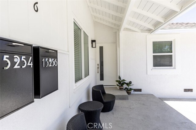 Foto del edificio - 15256 Clymer St